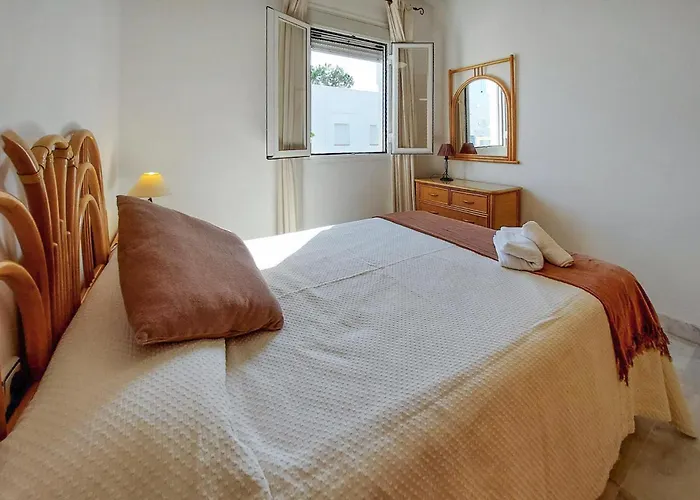 3 Bedroom Cozy In - Isla Cris